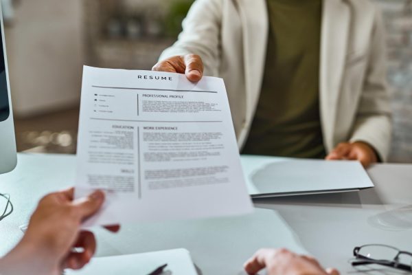 Resume Mistakes to Avoid: Common Pitfalls and How to Fix Them
